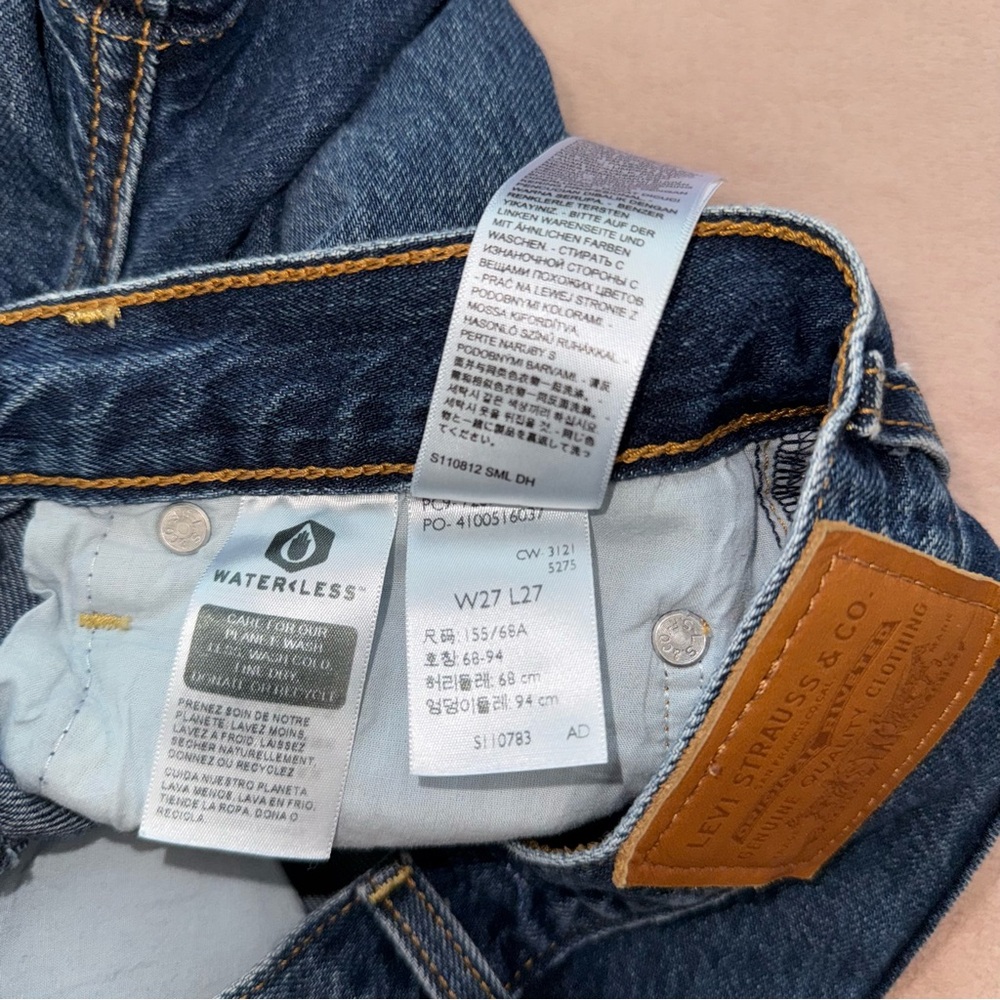 Levi’s ribcage straight ankle fray Jean 27/L25/1/2 - Picture 8 of 13